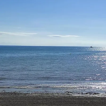 شقة Avec Vue Sur A Granville. A 3 Min *